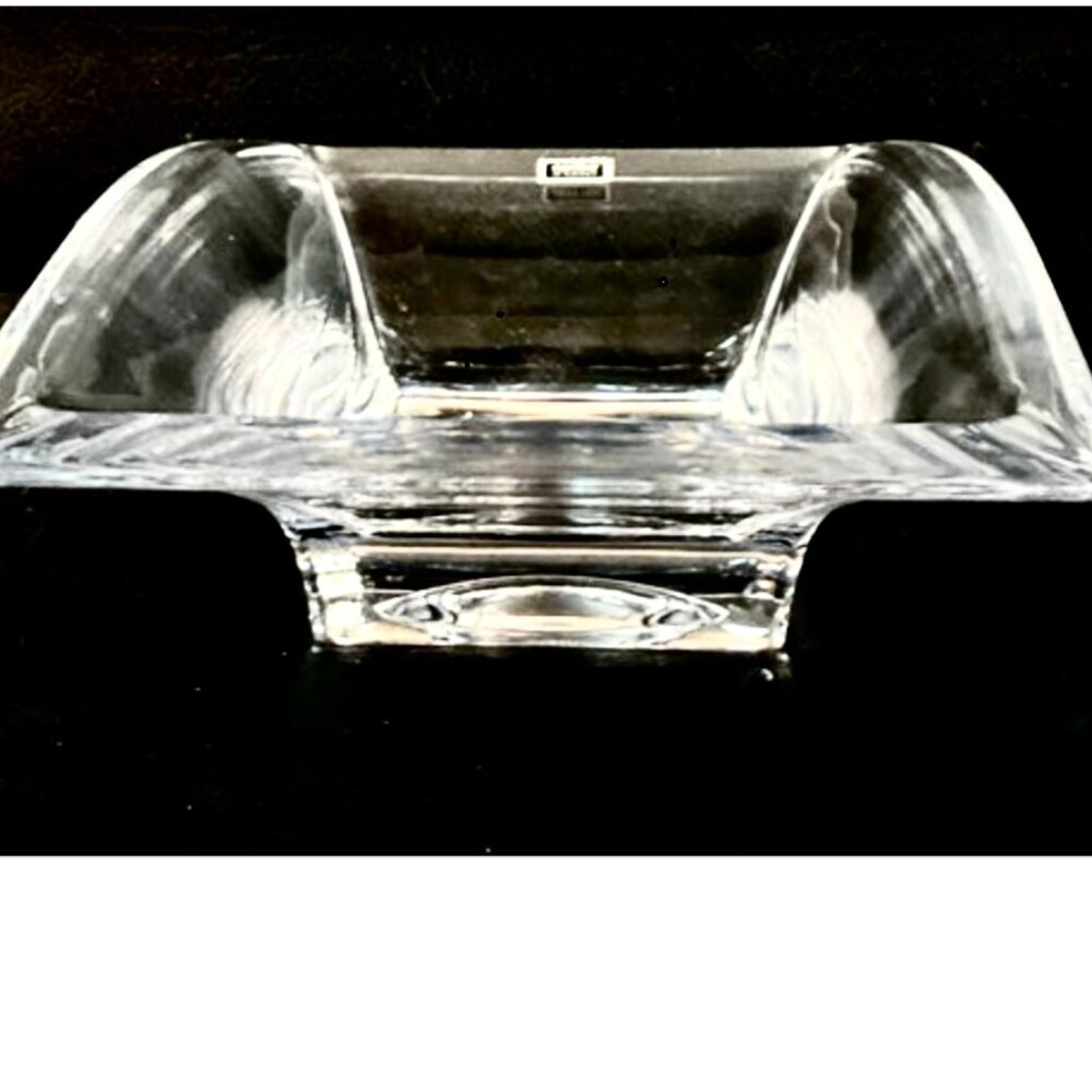 Nambé Clarus Planar 9" Bowl - Designed by Karim Rashid EUC - Picture 5 of 6